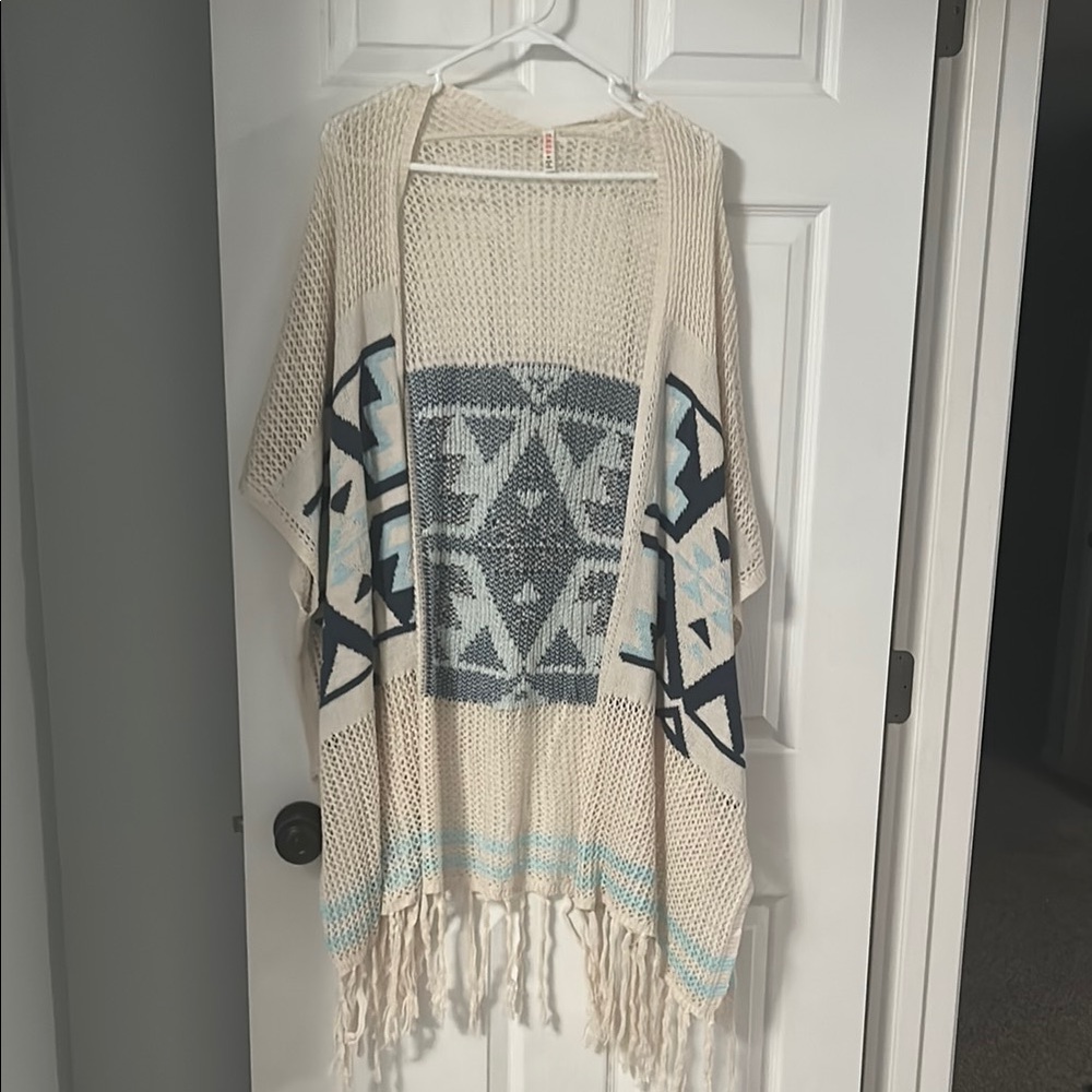 RAGA Beige and Navy Geometric Poncho - Picture 1 of 3